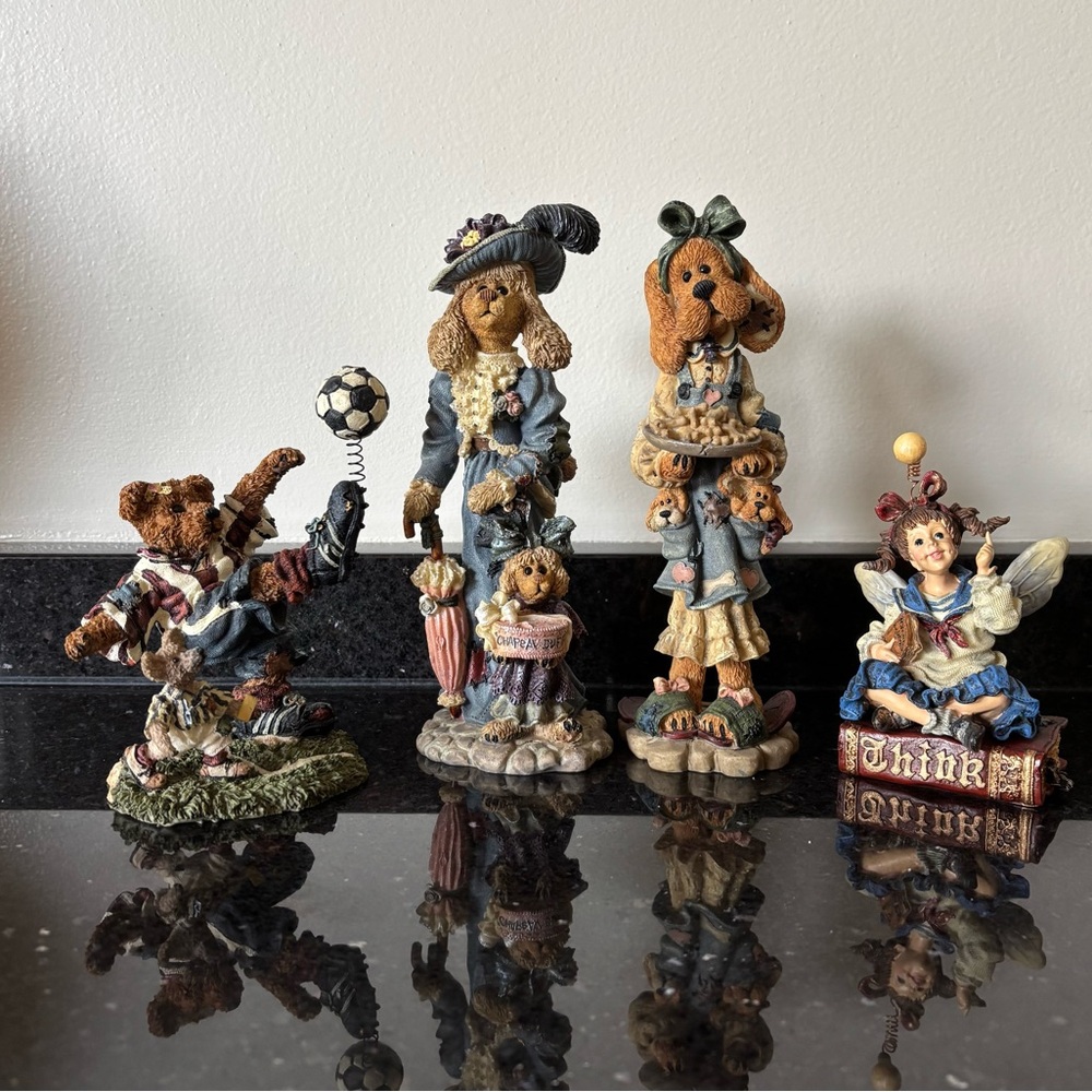 Boyd’s Bears figurines